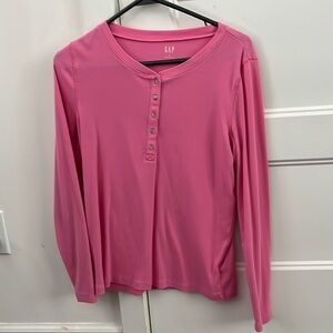 Gap pink long sleeve shirt, in medium